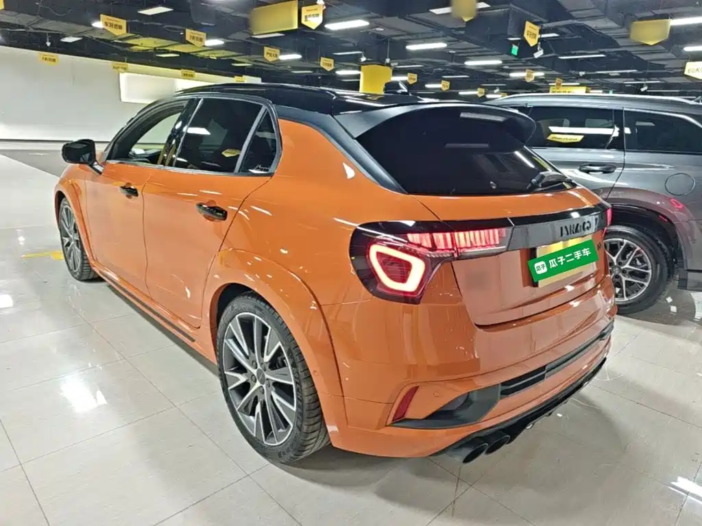 Lynk & Co 02 Hatchback — миниатюра 5