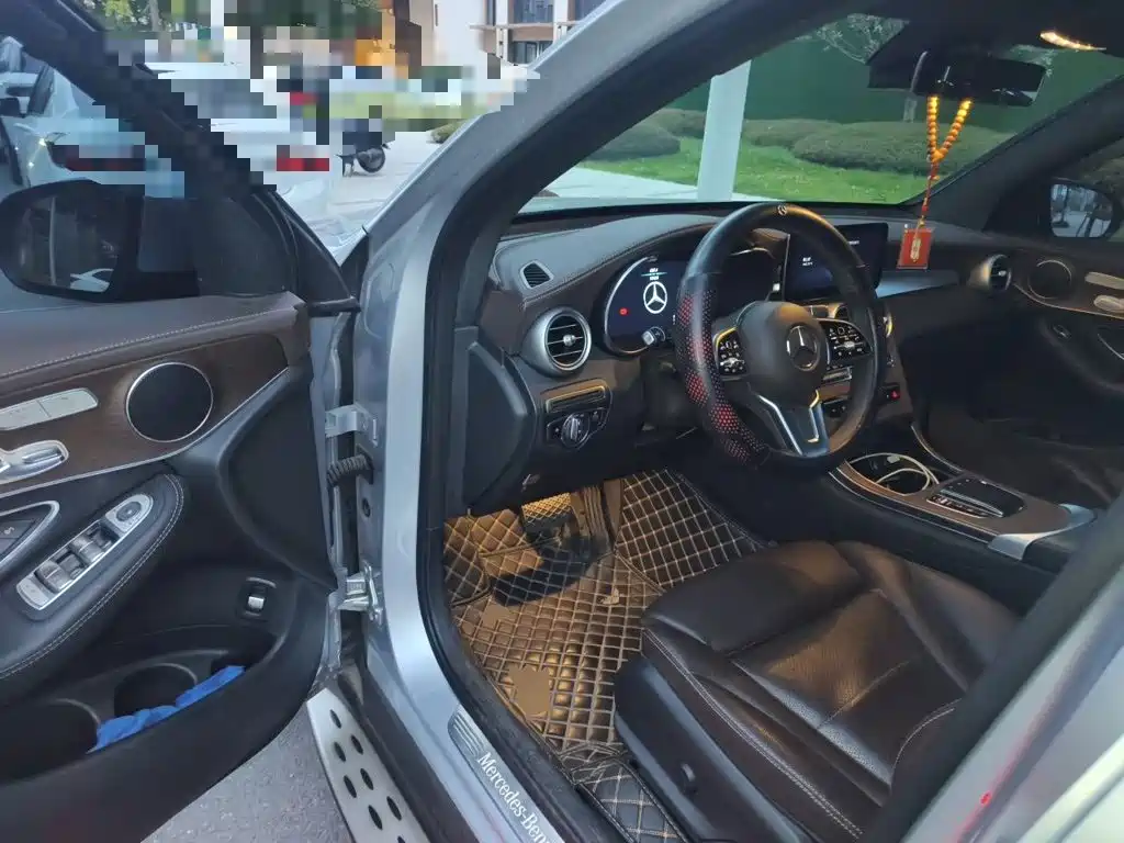 Mercedes-Benz GLC — миниатюра 12