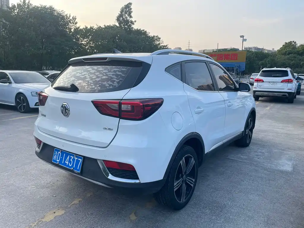 MG ZS — миниатюра 2