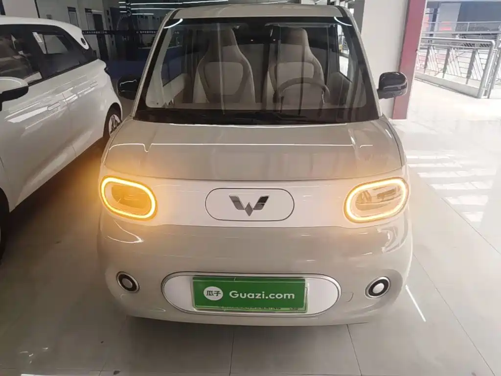 Wuling MINIEV — миниатюра 3