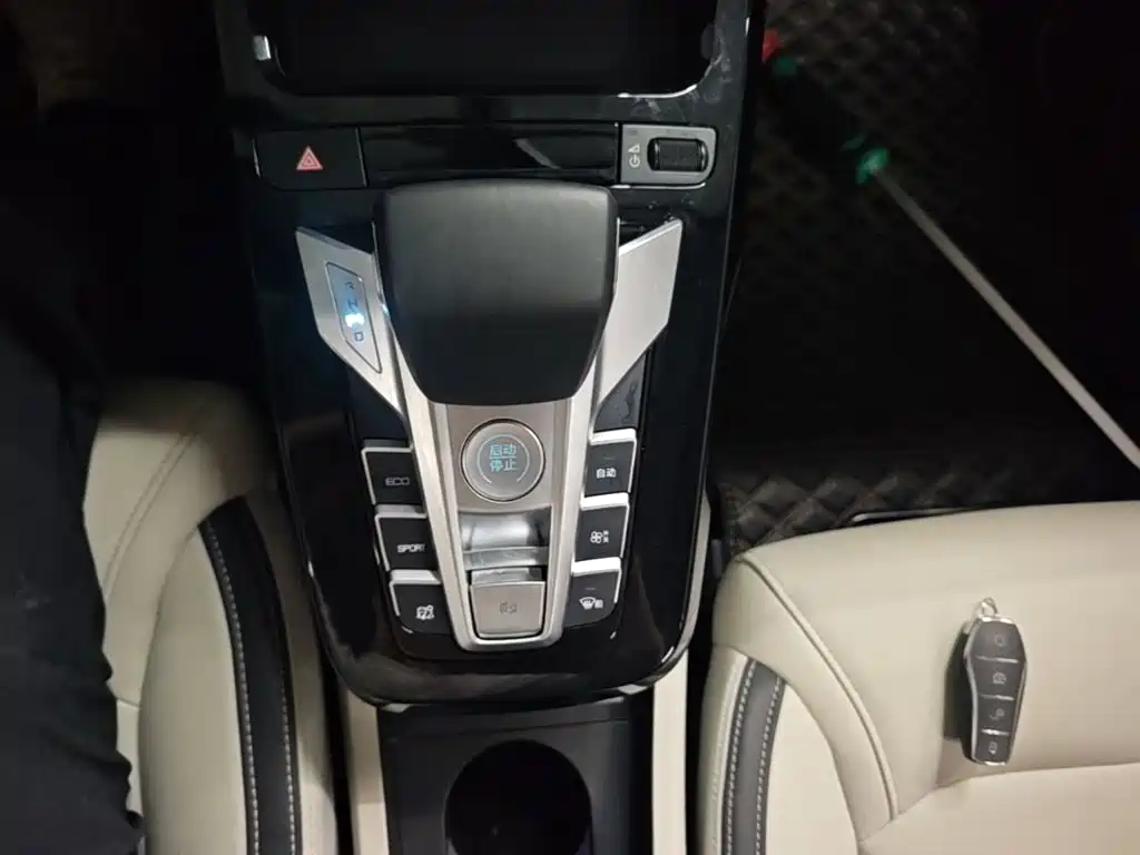 BYD Yuan Pro — миниатюра 14