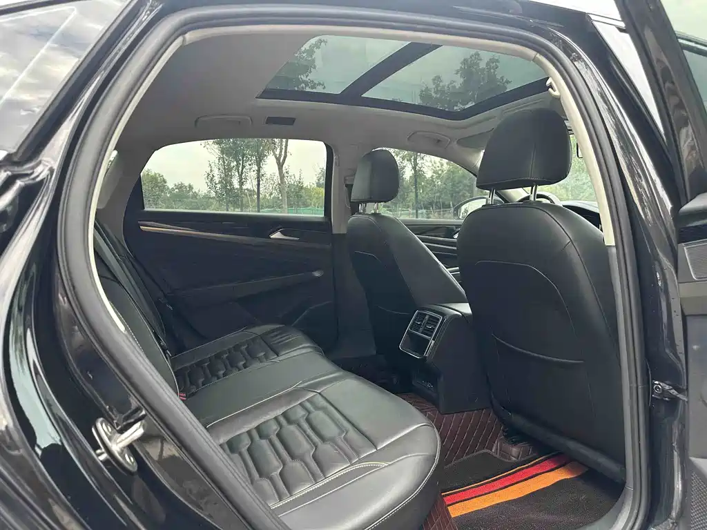 Volkswagen Passat — миниатюра 13