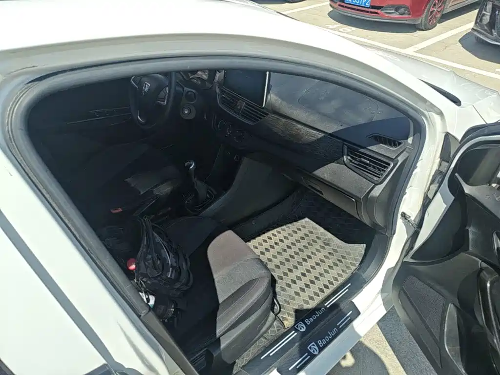 Baojun 310 — миниатюра 9