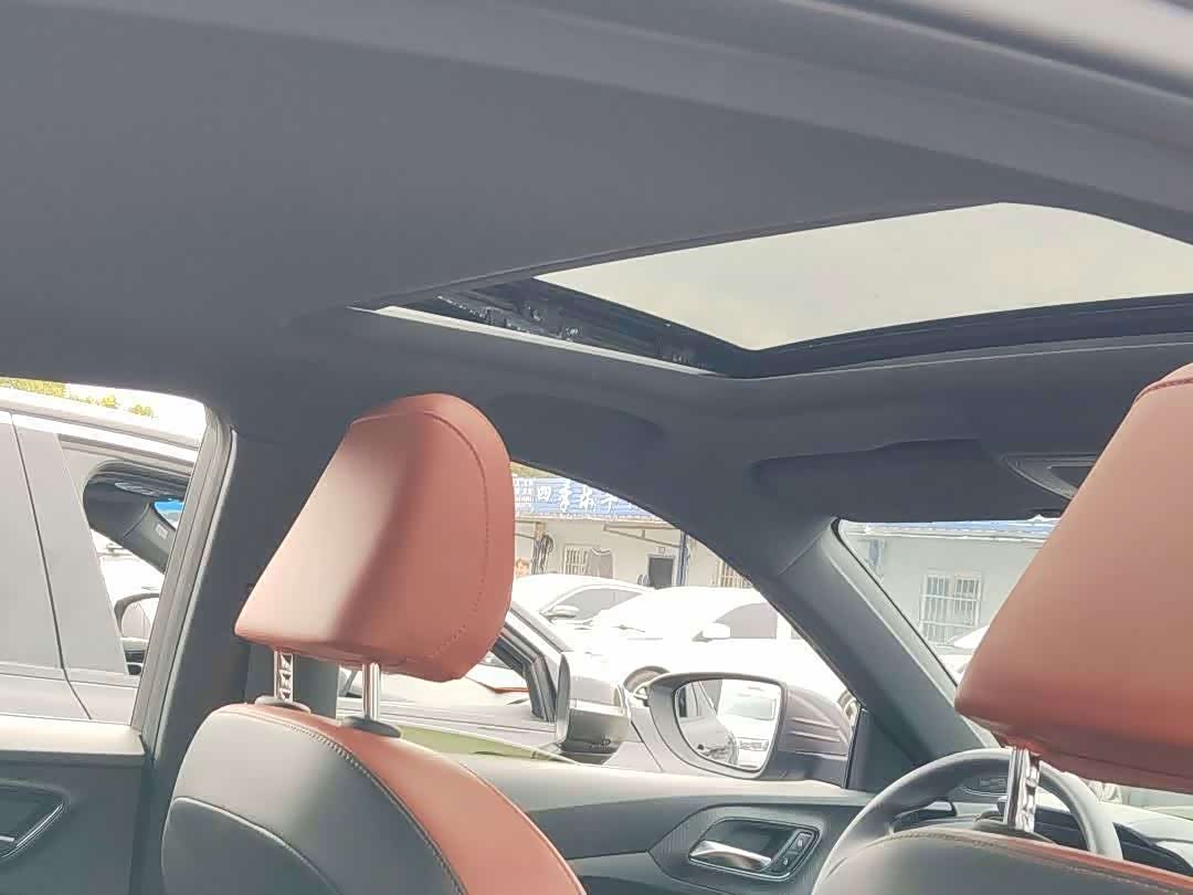 MG MG5 1.5 л 2021 г. Серебристо-серый, пробег 35000 км
