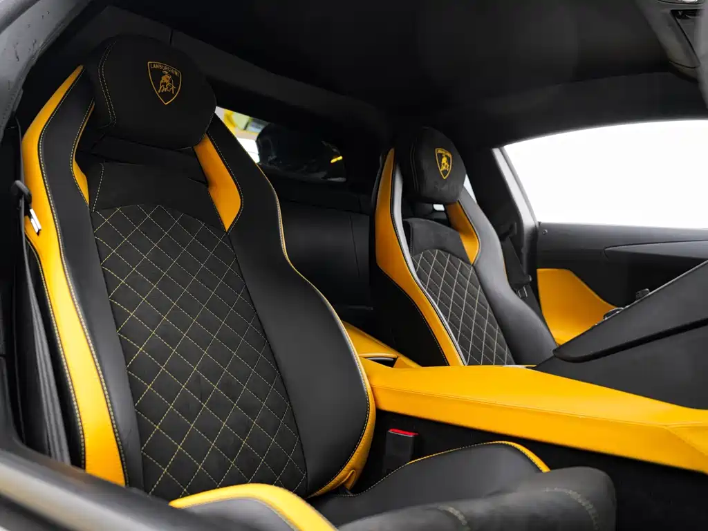Lamborghini Aventador — миниатюра 17