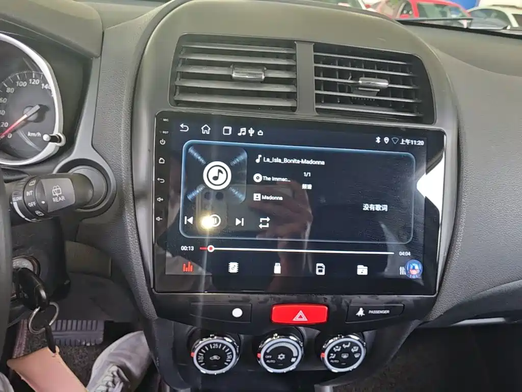 Mitsubishi ASX — миниатюра 13
