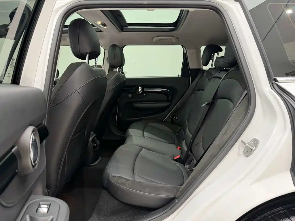MINI Mini Clubman — миниатюра 19