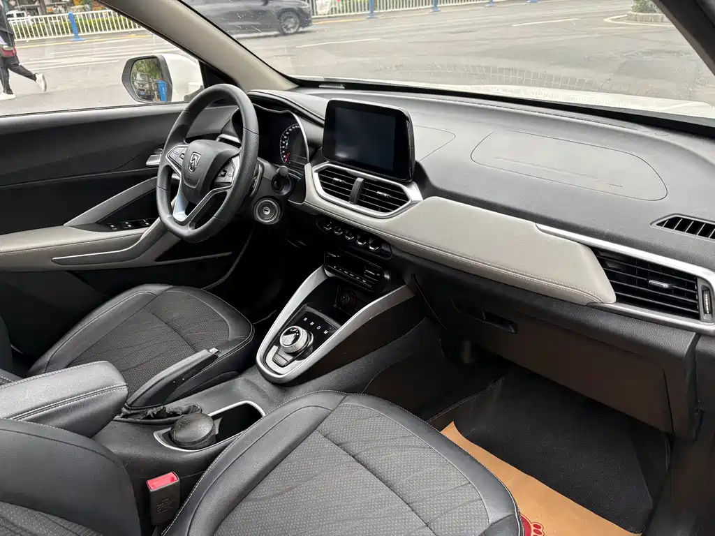 Baojun 510 1.5L Auto Fashion Type, фото 9