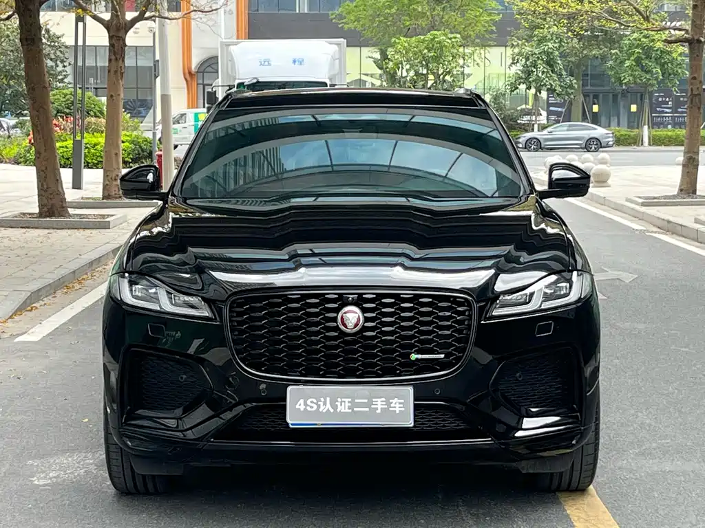 JAGUAR F PACE