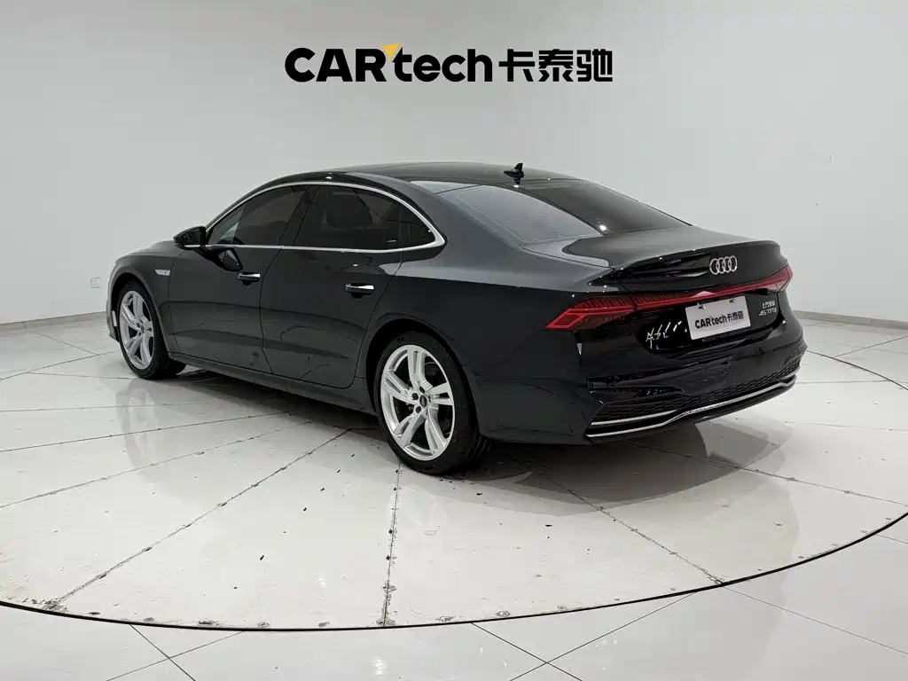 Audi A7L — миниатюра 7