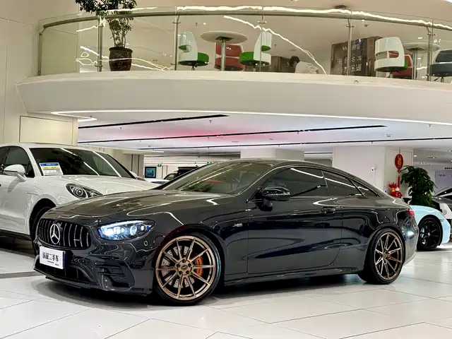 MERCEDES-BENZ E CLASS AMG 2021