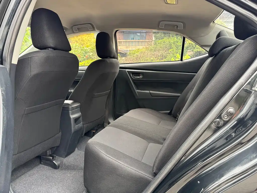 Toyota Corolla — миниатюра 7