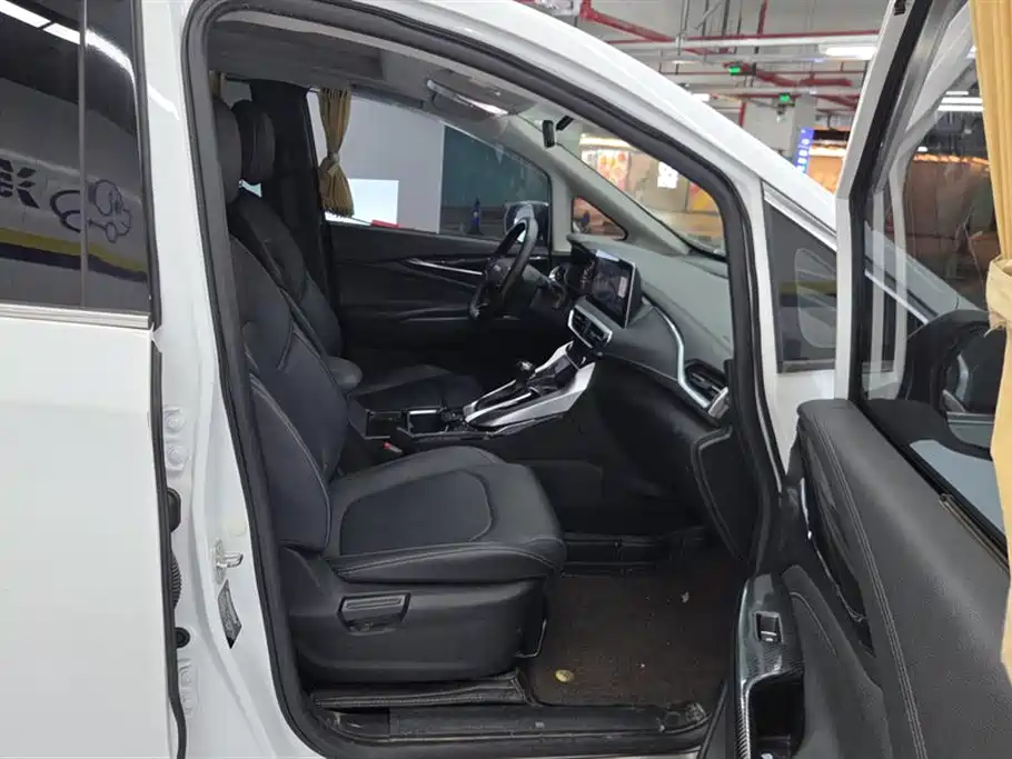 SAIC MAXUS CHASE G50