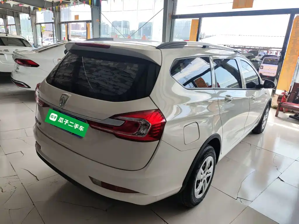 Baojun 310W — миниатюра 7