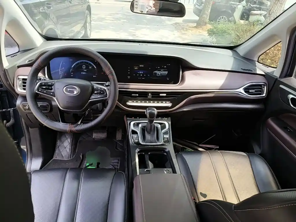 GAC Motor Trumpchi M6 — миниатюра 10