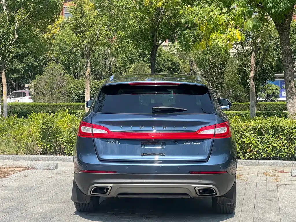 Lincoln MKX — миниатюра 5