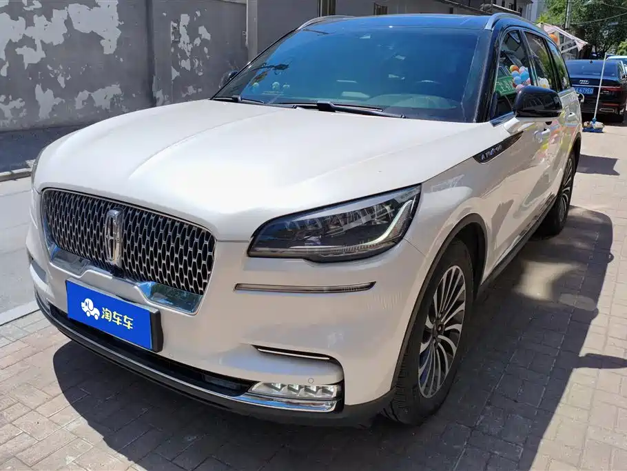 Купить Lincoln Aviator