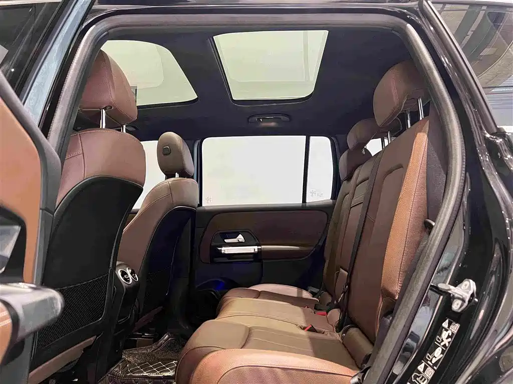 Mercedes-Benz GLB — миниатюра 5