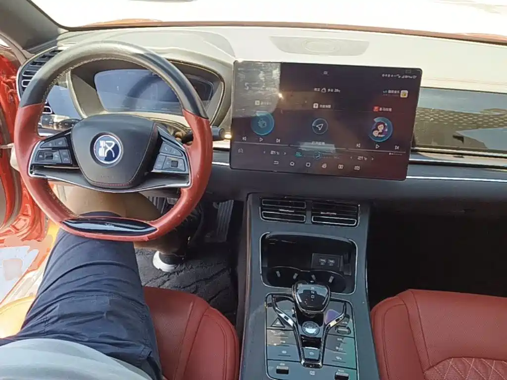 BYD Han — миниатюра 10