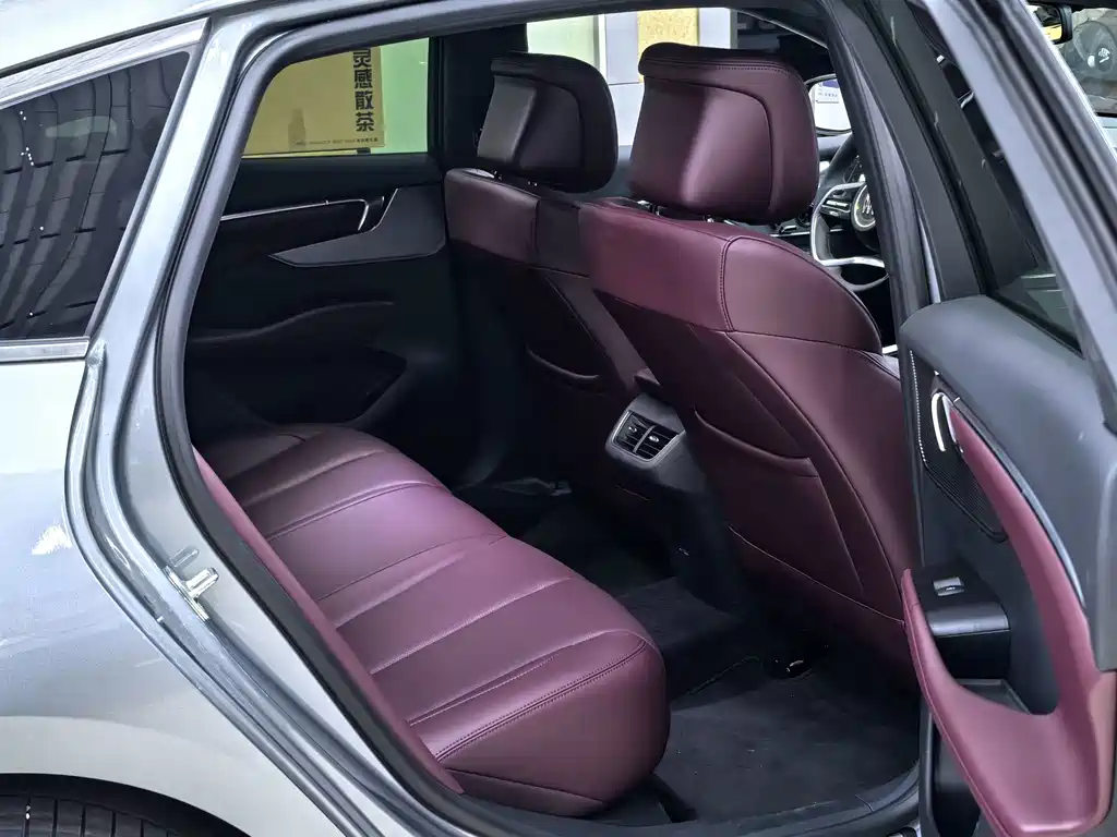 Buick LaCrosse — миниатюра 12