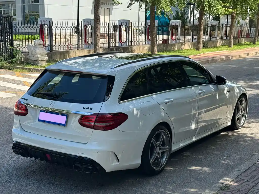 Mercedes-Benz C-Class (Import) — миниатюра 21
