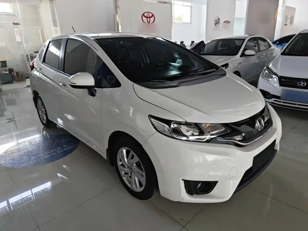 Honda Fit — миниатюра 4