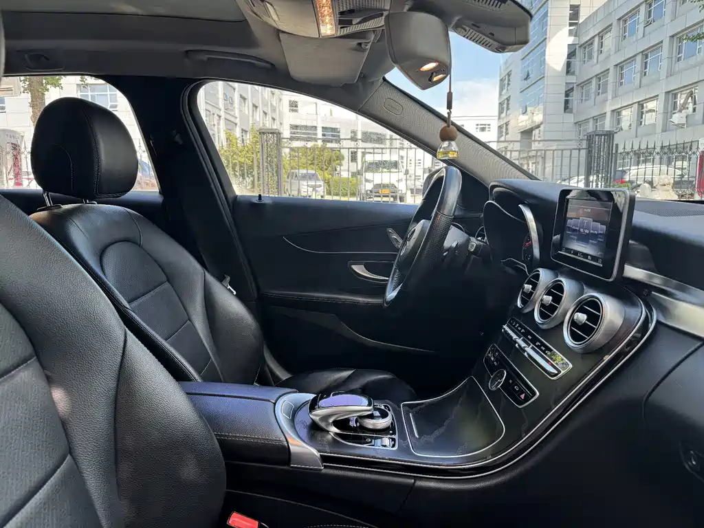 Mercedes-Benz C-Class (Import) — миниатюра 9
