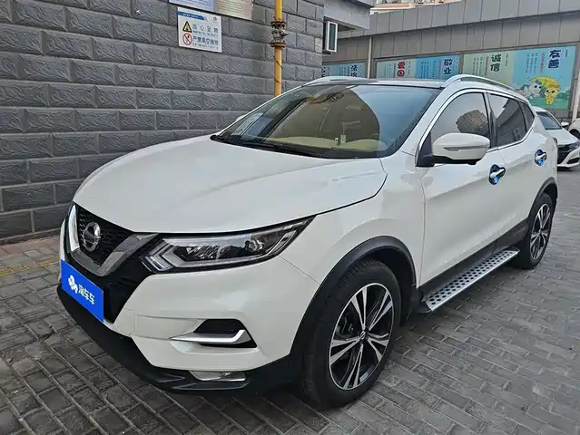 NISSAN QASHQAI 2022
