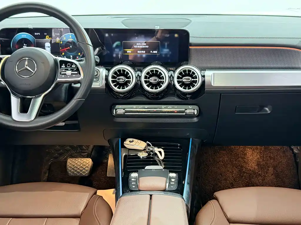 Mercedes-Benz GLB — миниатюра 26