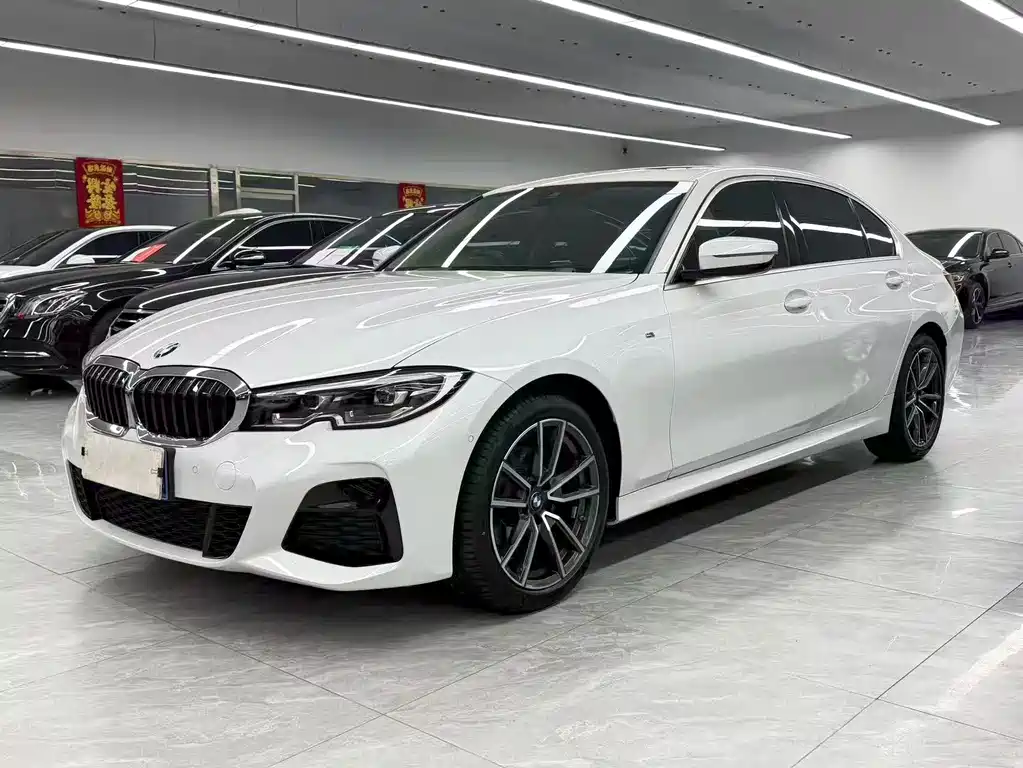 BMW 3 Series 2021