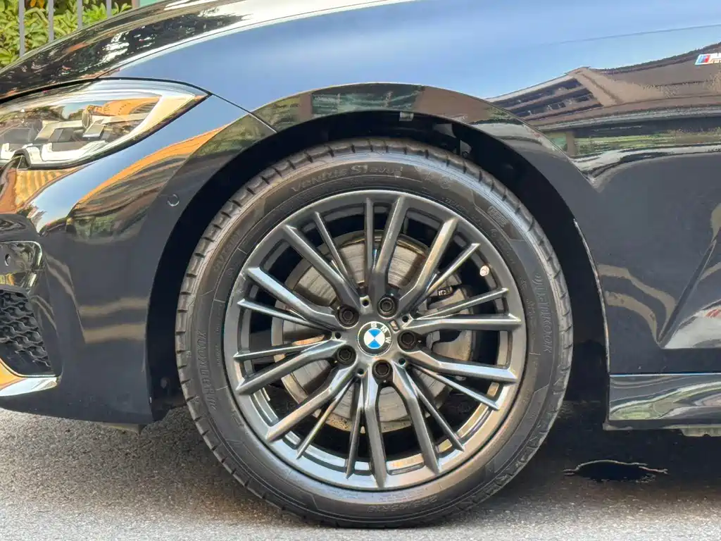 BMW 3 Series — миниатюра 24