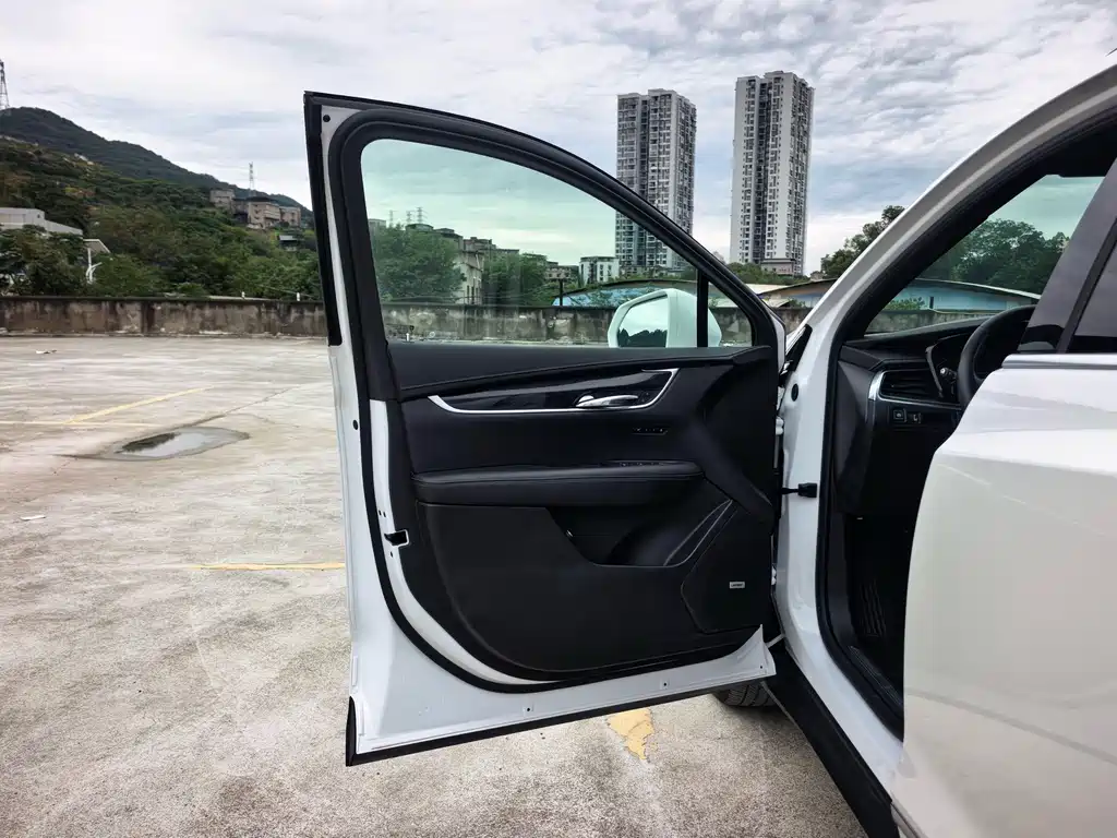 Cadillac XT5 — миниатюра 19