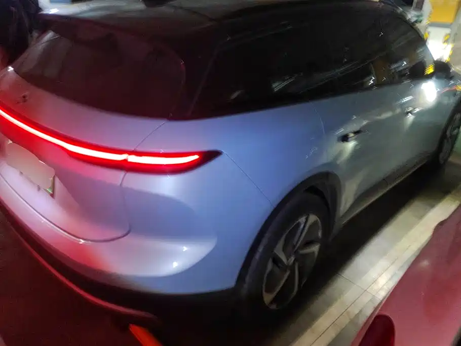 NIO NIO ES6