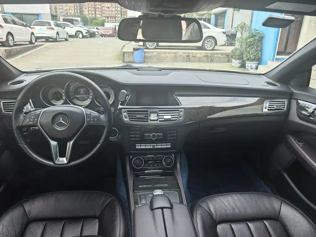 Mercedes-Benz CLS — миниатюра 14