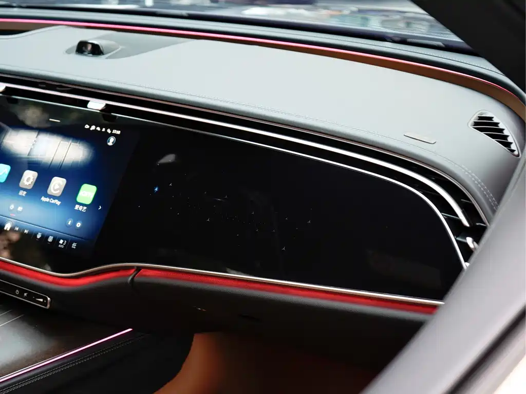 Mercedes-Benz E-Class — миниатюра 18