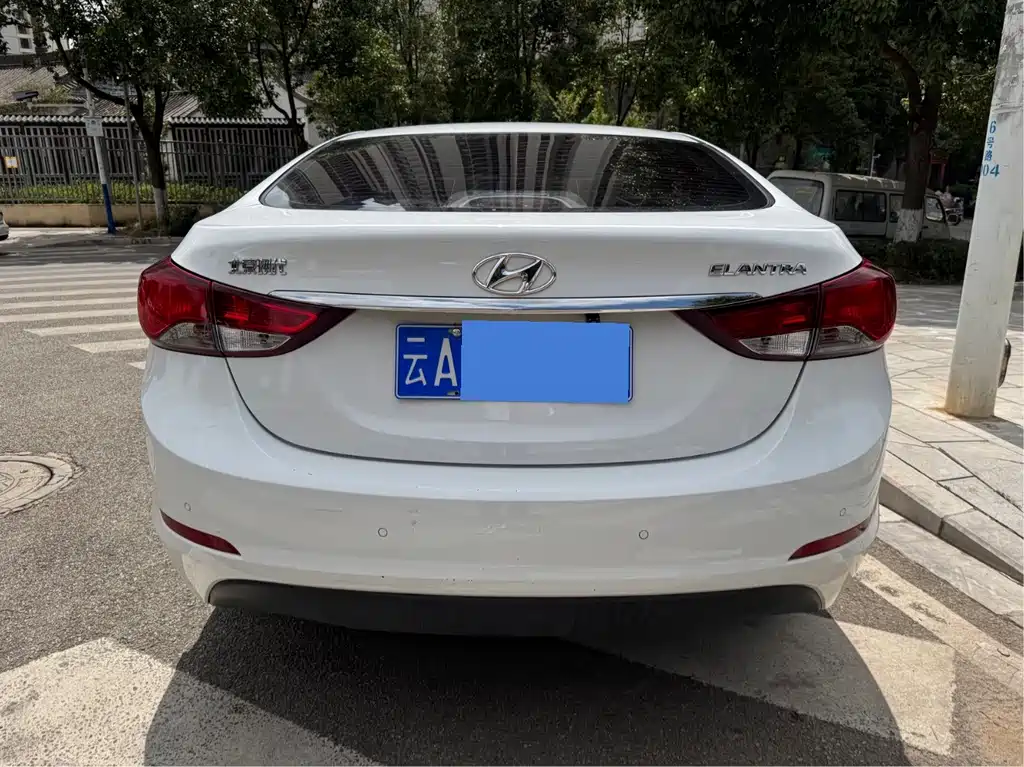 Hyundai Elantra Langdong — миниатюра 4