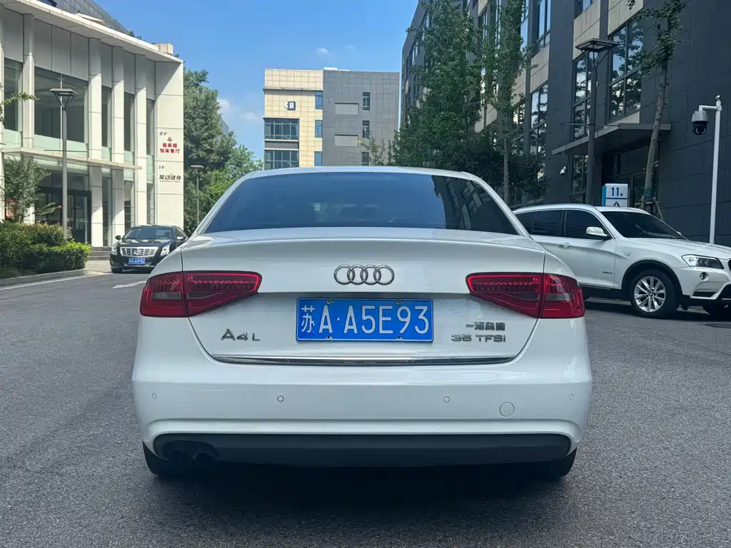 Audi A4L — миниатюра 5