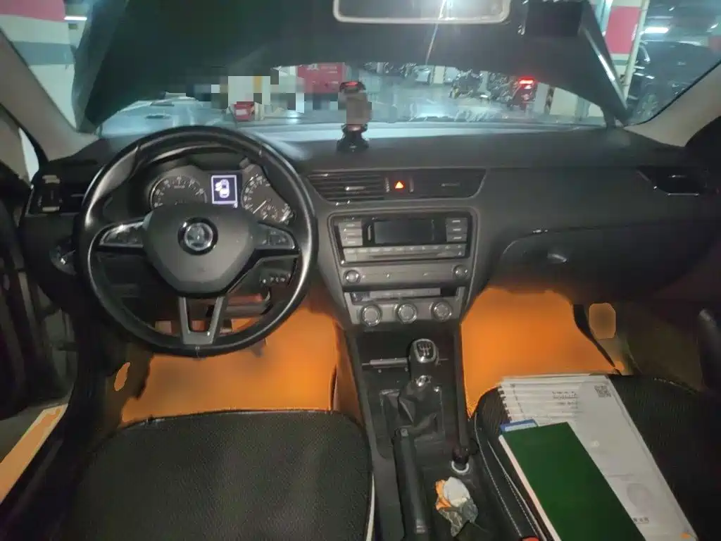 Skoda Octavia — миниатюра 13