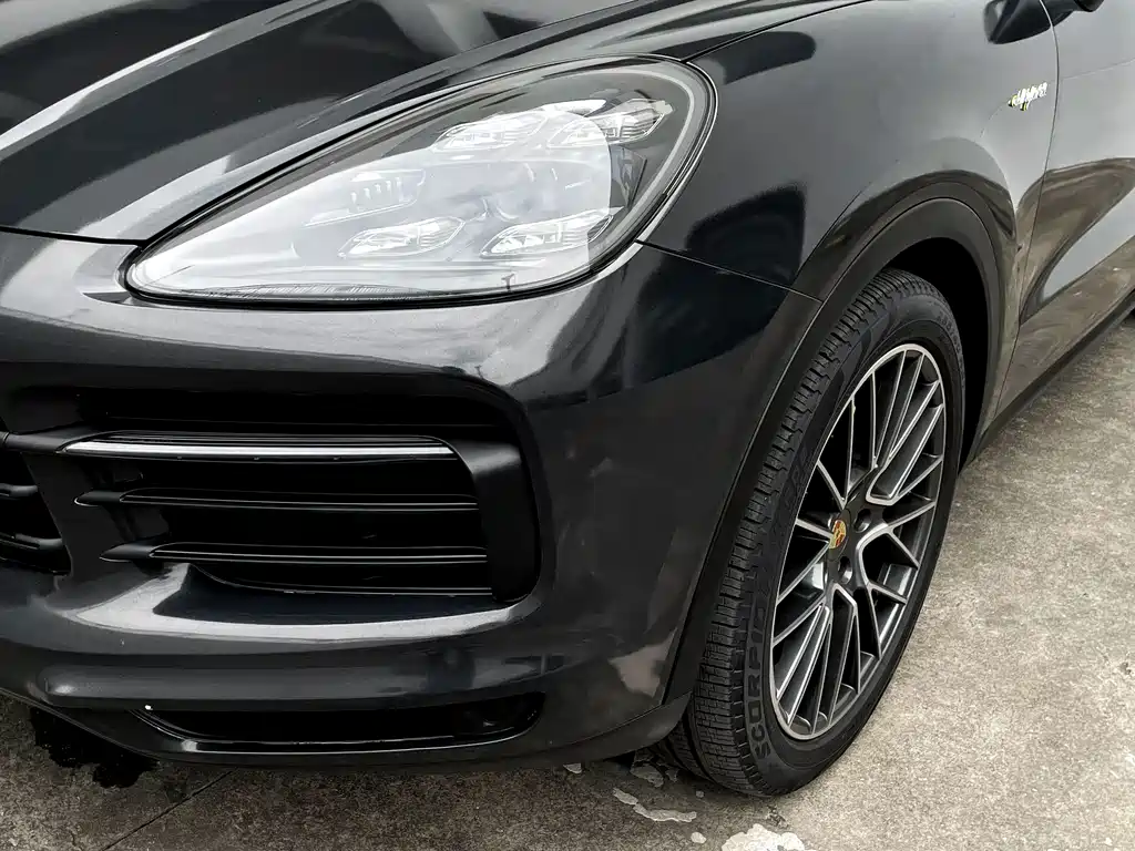 PORSCHE CAYENNE NEW ENERGY