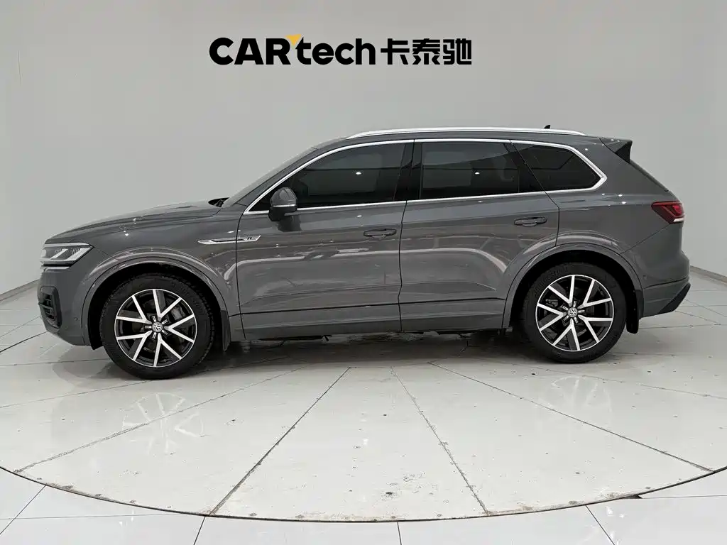 Volkswagen Touareg — миниатюра 8