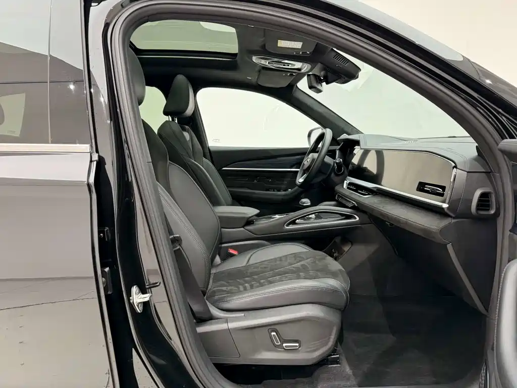 Geely Xingyue L — миниатюра 18