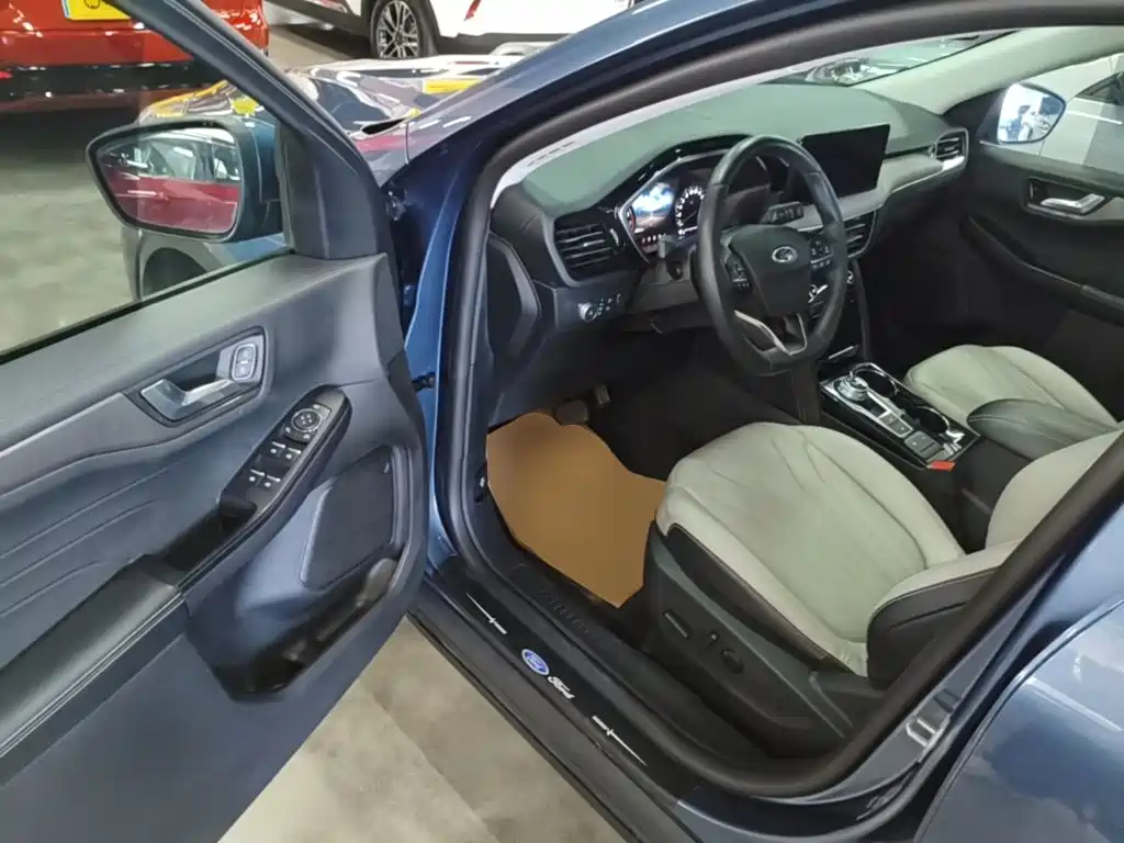 Ford Escape — миниатюра 16