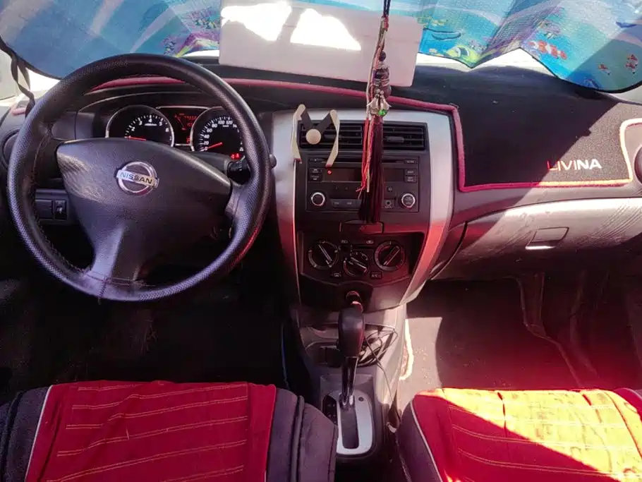 Nissan Livina — миниатюра 12
