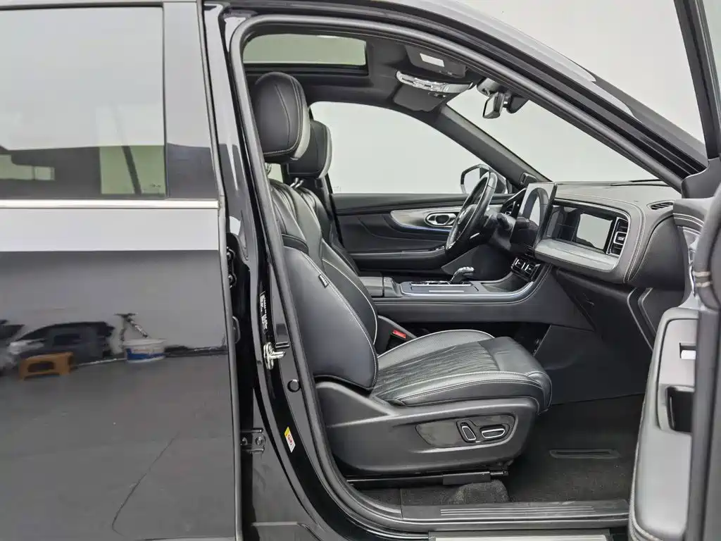 GAC Motor Trumpchi GS8 — миниатюра 23