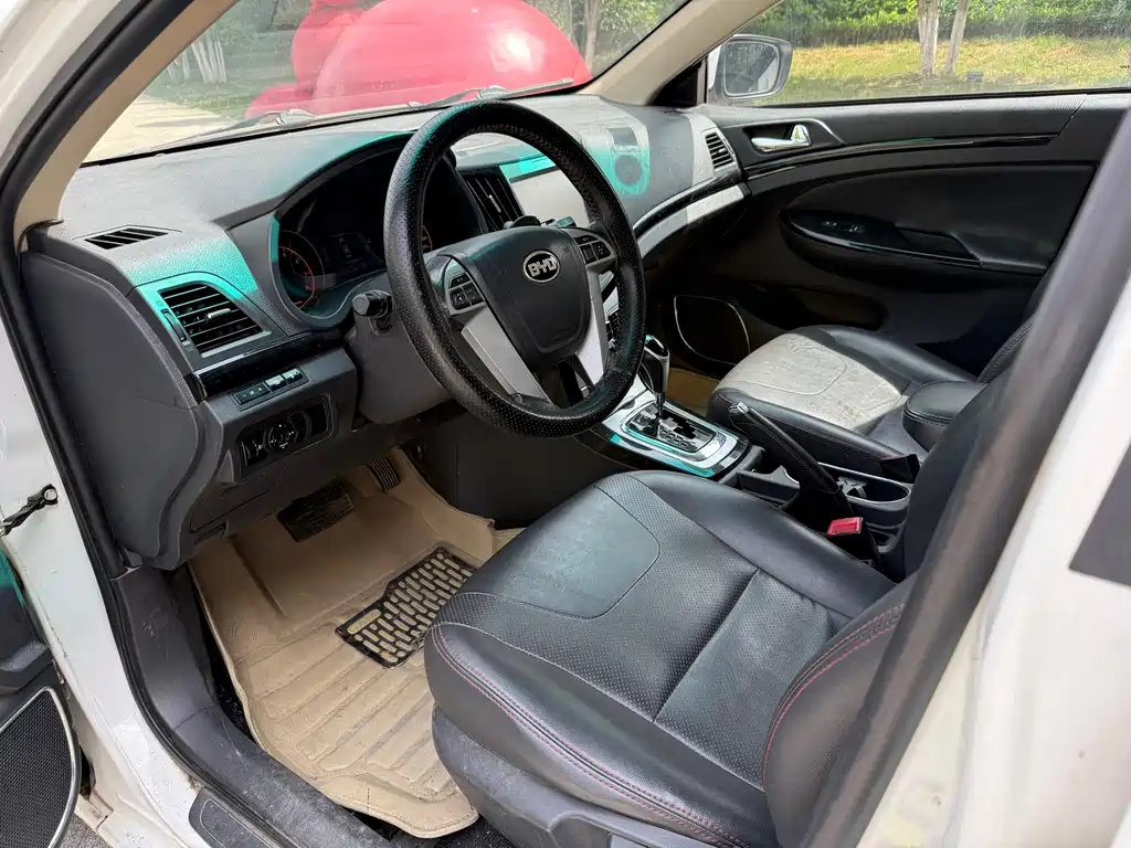 BYD Surui — миниатюра 6
