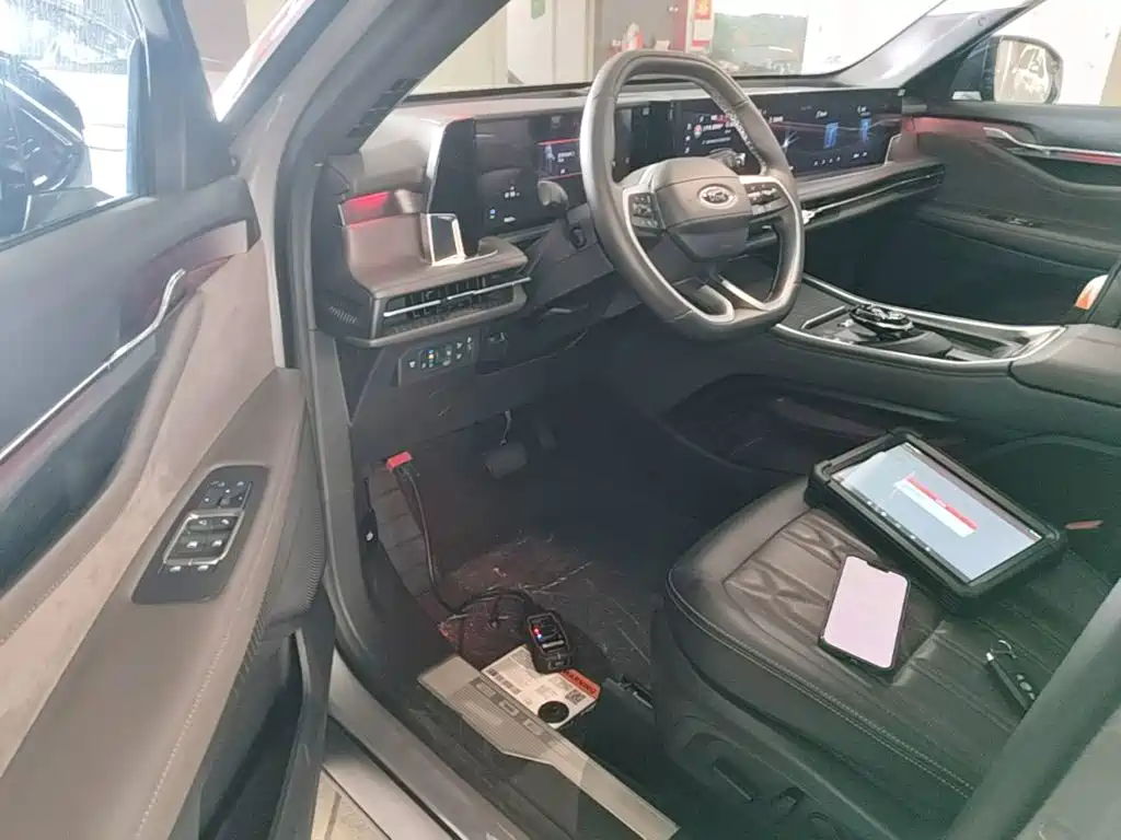 Ford Edge — миниатюра 16