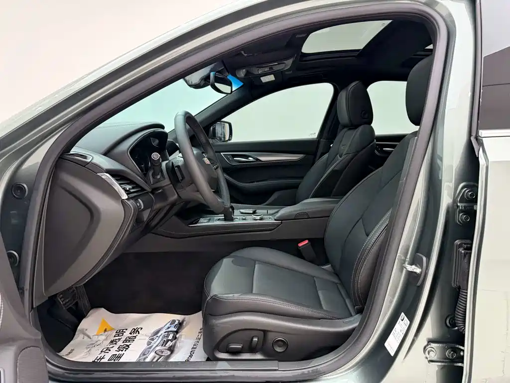 Cadillac CT5 — миниатюра 17