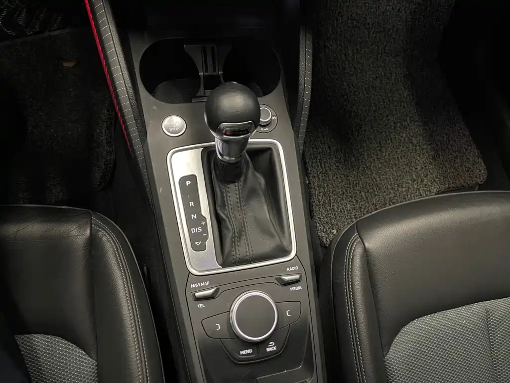 Audi Q2L — миниатюра 18