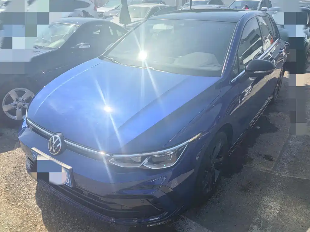 Volkswagen Golf 2021