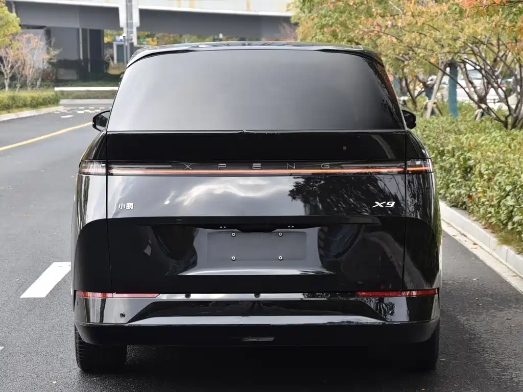 XIAOPENG X9